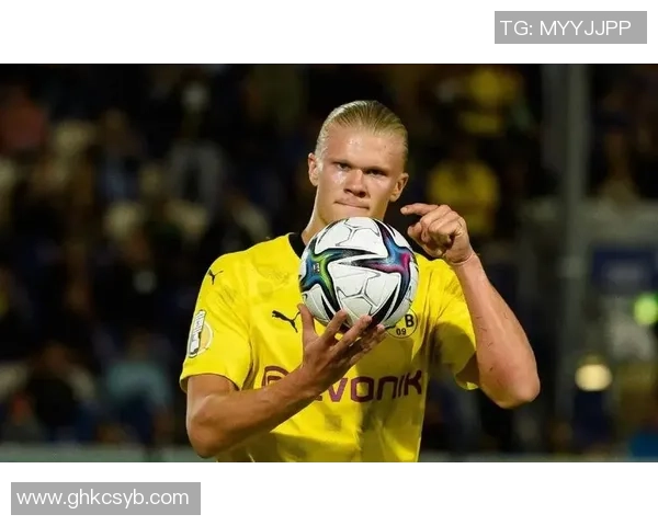 金靴哈兰德在8场比赛中狂轰10球展现惊人进攻效率引发热议